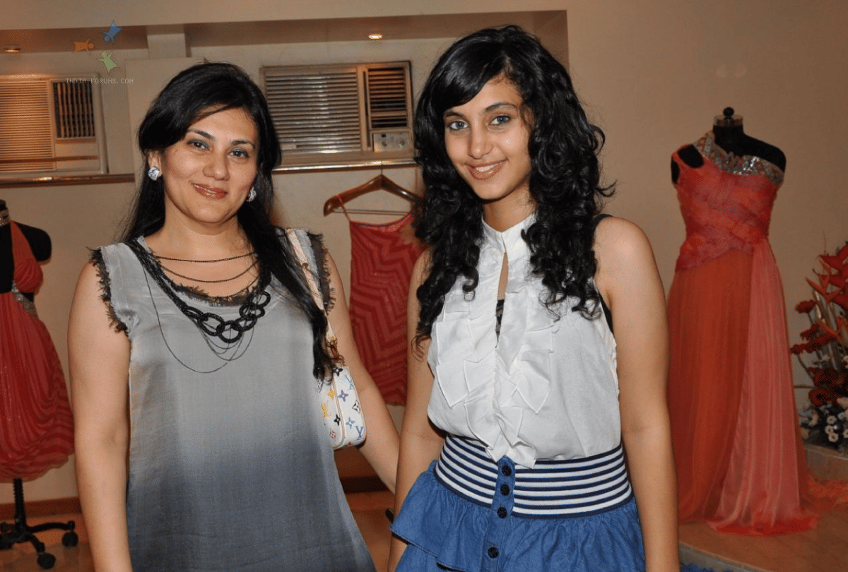 Ramayan sita aka Deepika Chikhalia birthday special and her ten unknown story