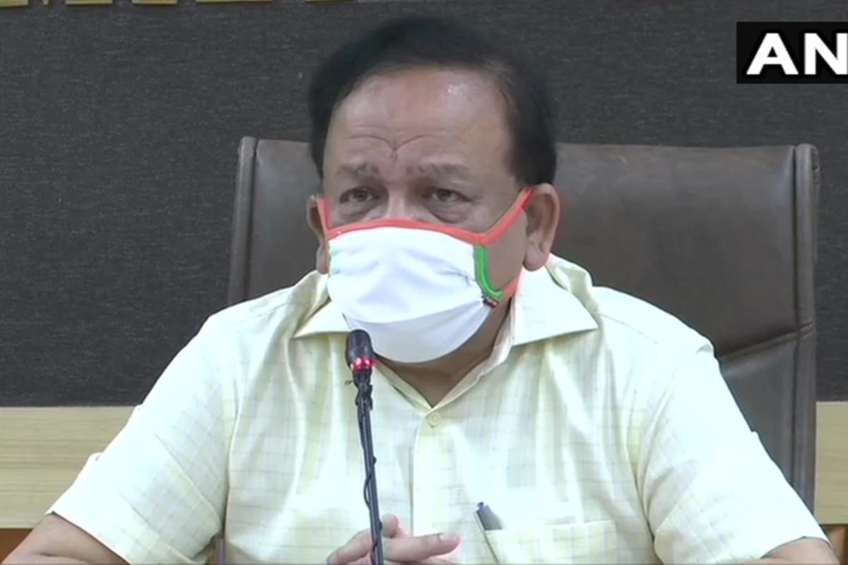 harshvardhan review current status of covid 19 in delhi says no case reported in 80 districts from 7 days