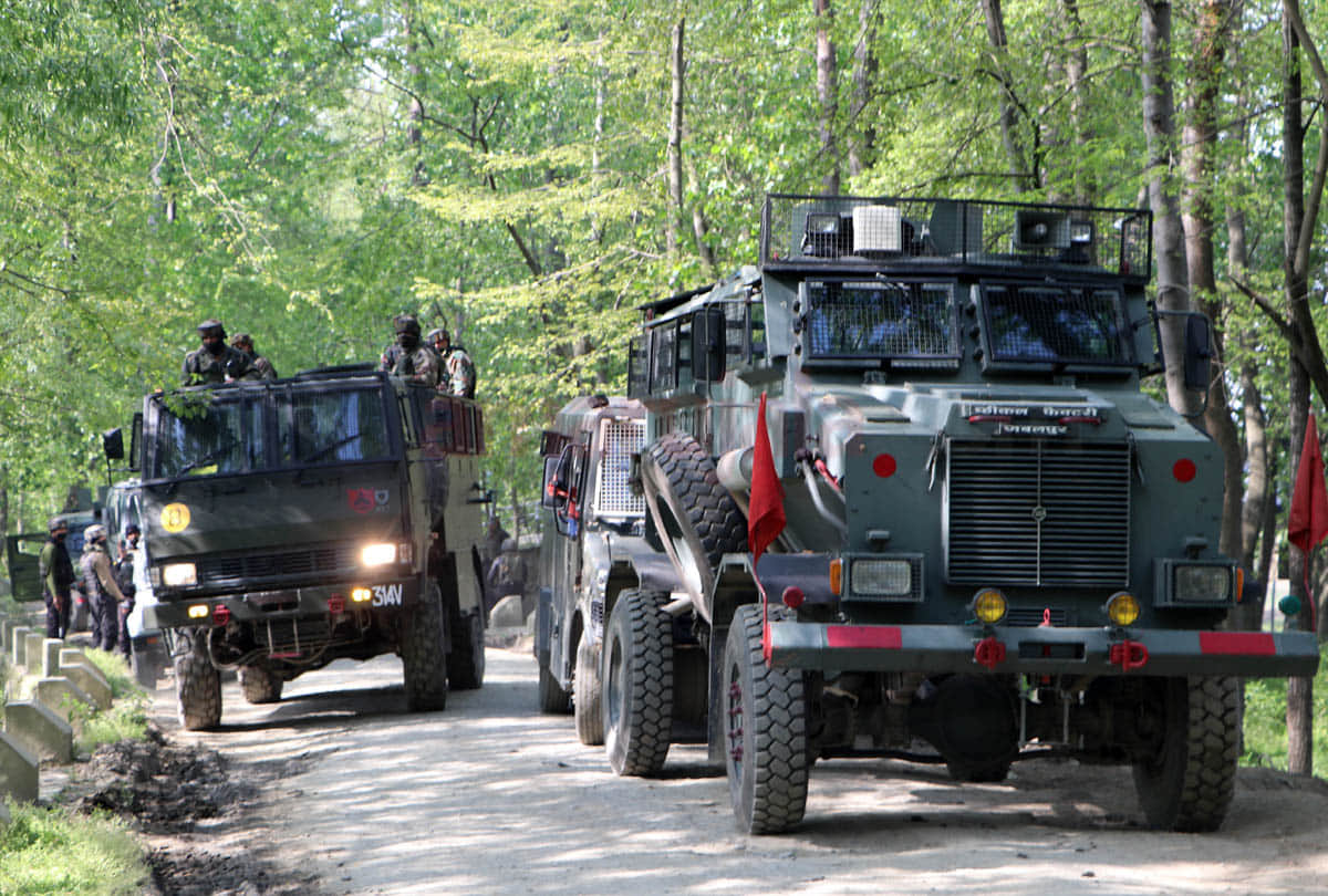 Btech pass out terrorists associate killed in kulgam encounter jammu kashmir
