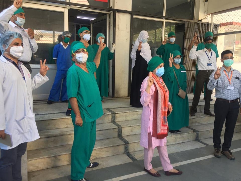 Uttarakhand Lockdown: Two Corona positive patient discharged from haridwar mela hospital today