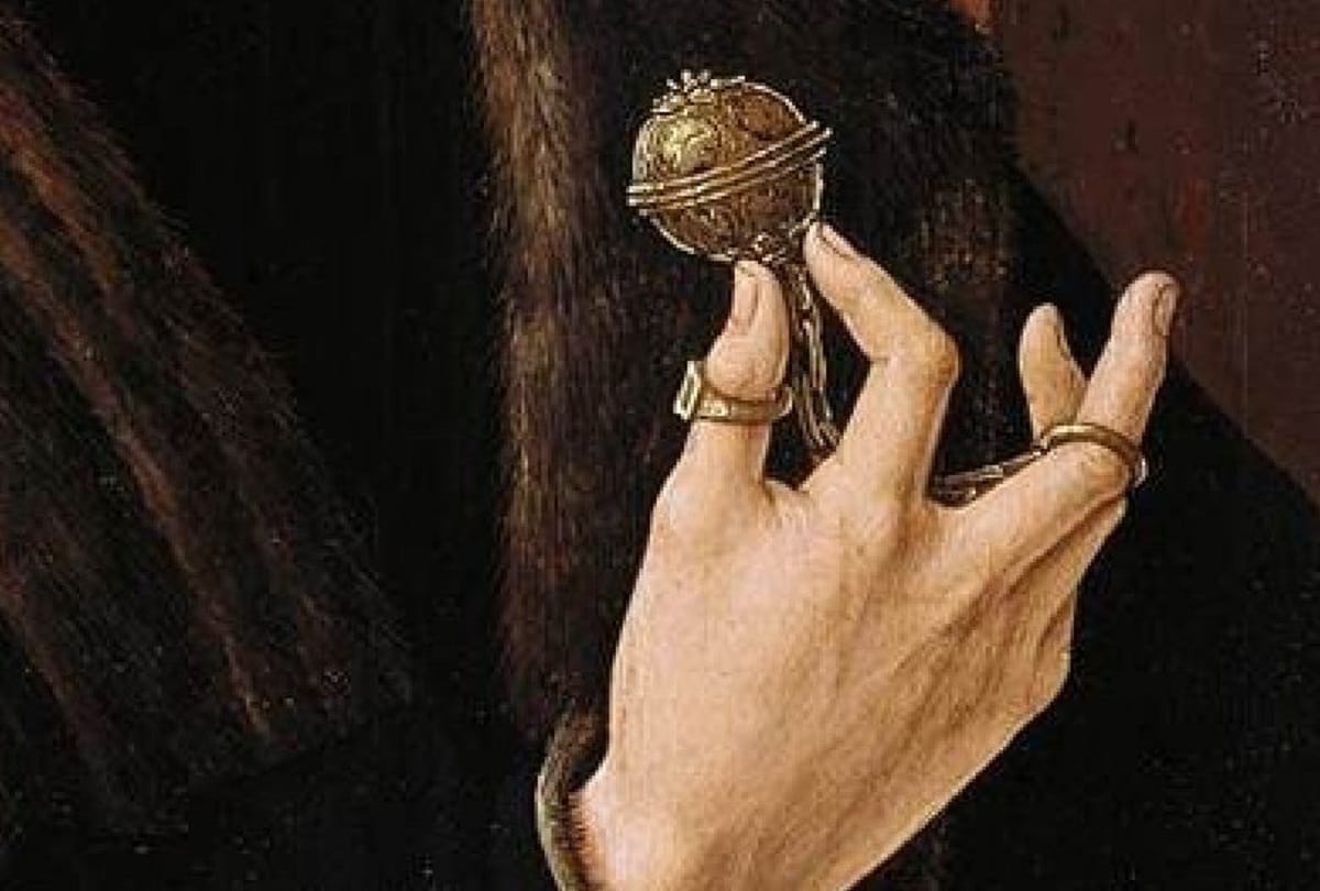 Pomander Watch 1505 is the worlds first watch invented by Peter Henlein