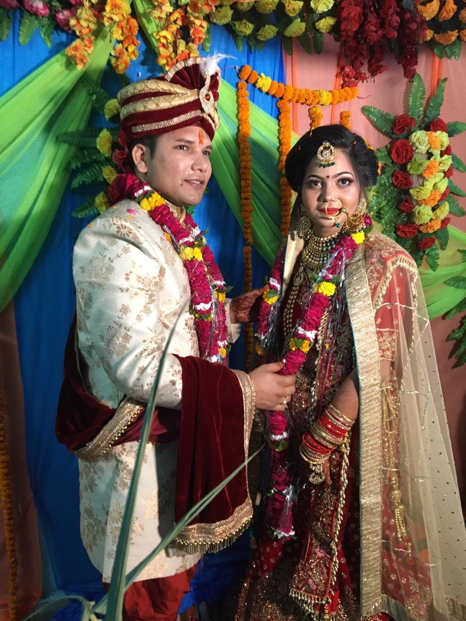 case on eight including bride groom and bride in lock down