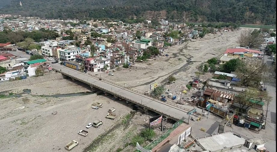 Coronavirus uttarakhand: Rishikesh Public in Fear after 4 corona positive found in 3 days, photos
