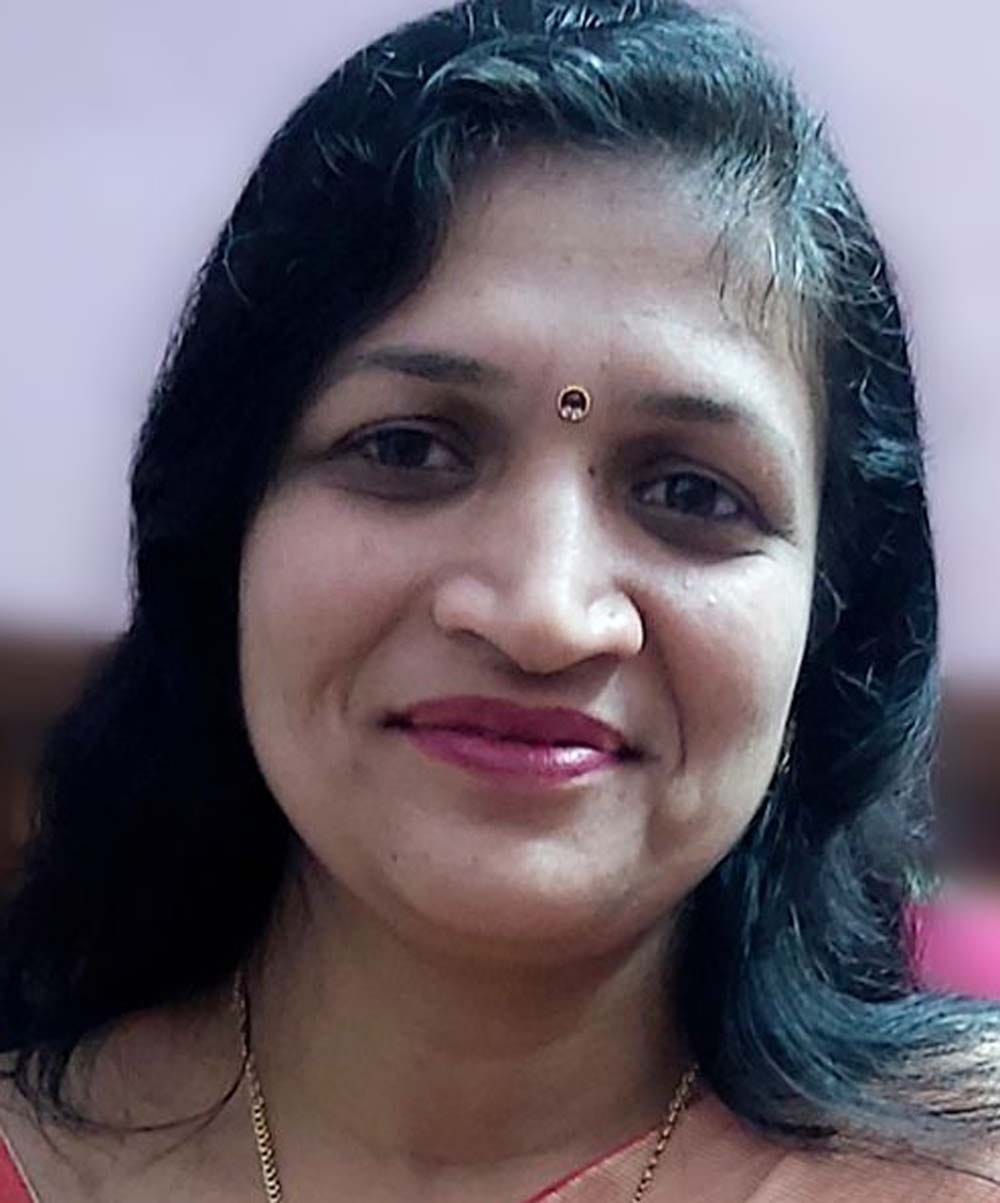 Banda's daughter received Green Idol Award