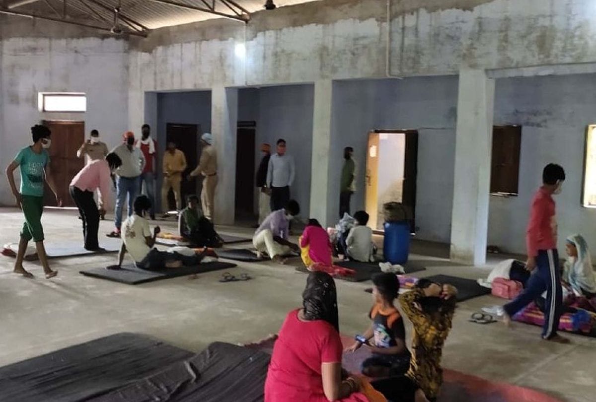 Water With Sugar Give People In Quarantine Center Mla Visits