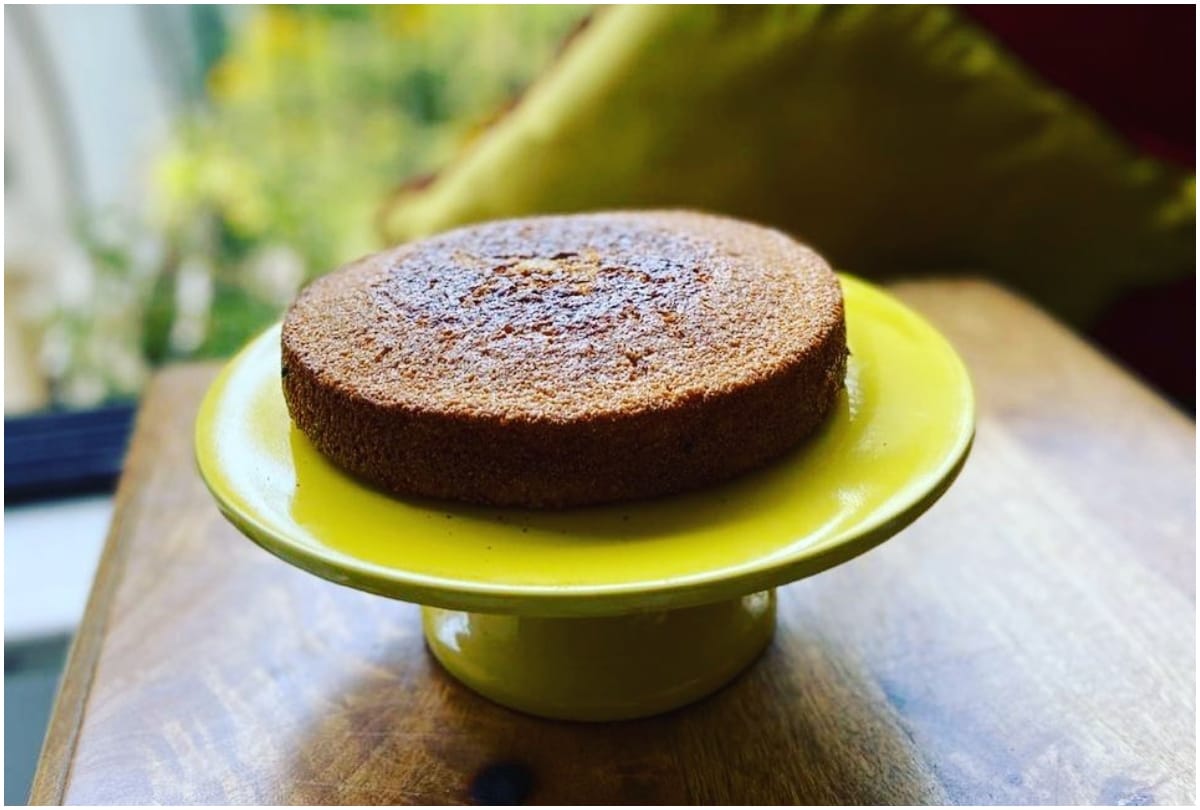 bake this easy cakes at home stay safe from corona