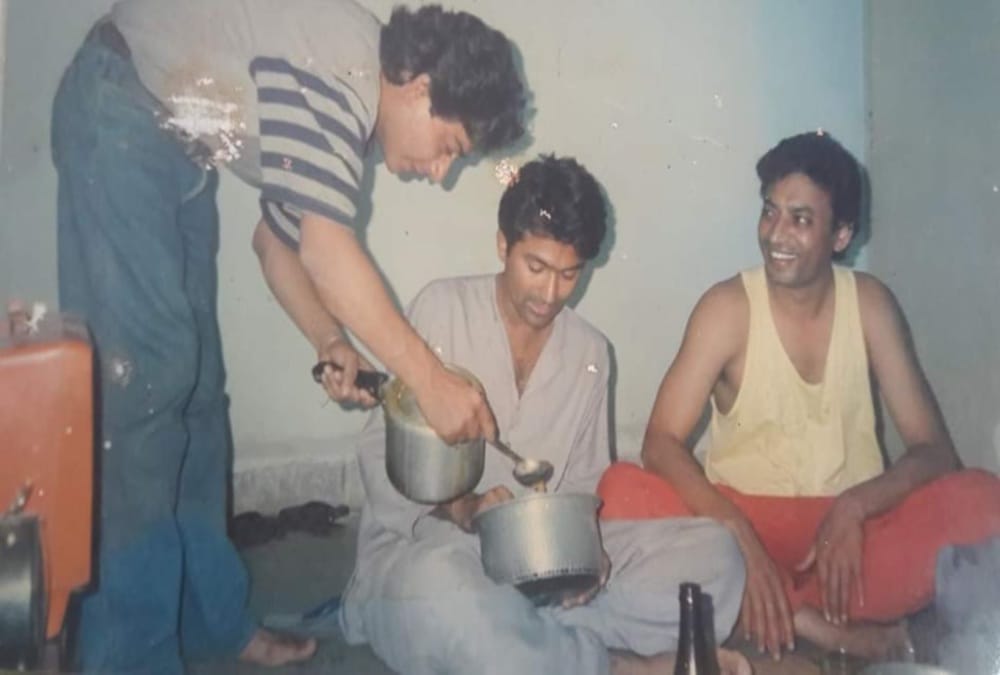 Irrfan khan death, He worked in theater in nainital, See old memories unseen Photos
