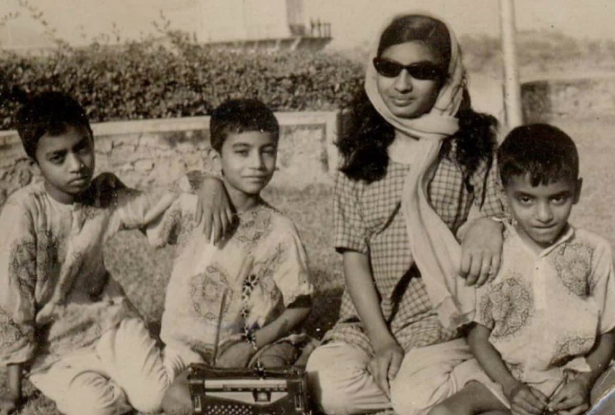 irrfan khan childhood photos with family and here his story