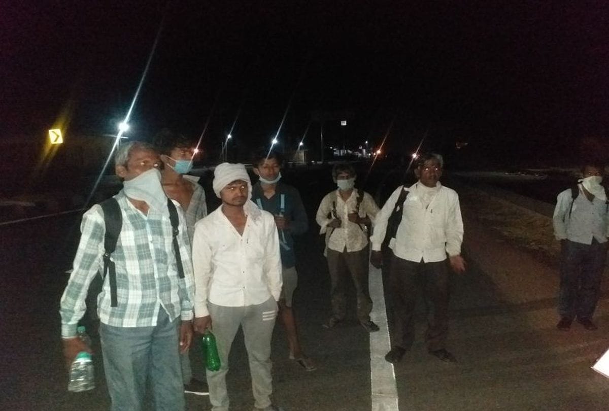 Migrant Workers Wants To Reach Home Goes Bya Foot In Lockdown