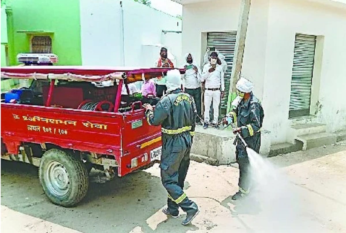 Imprisoned in Shahbazpur houses, village being sanitized every six hours