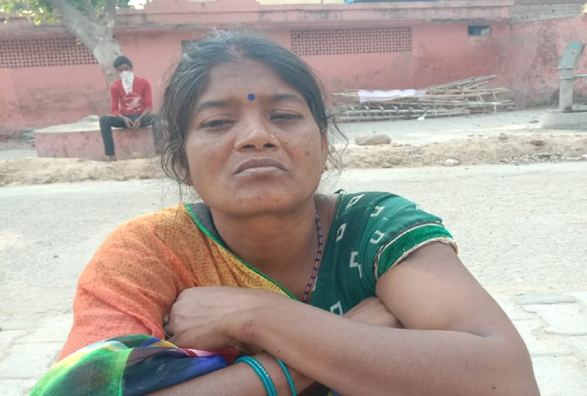 Three migrant workers returning from Delhi died in a road accident in Aligarh