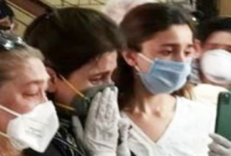 rishi kapoor death last rites neetu kapoor alia bhatt and ranbir kapoor