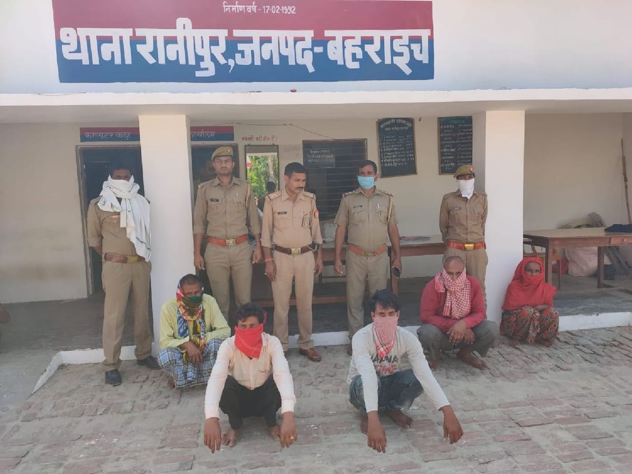 Police and Go smugglers encounter, two soldiers injured, five arrested