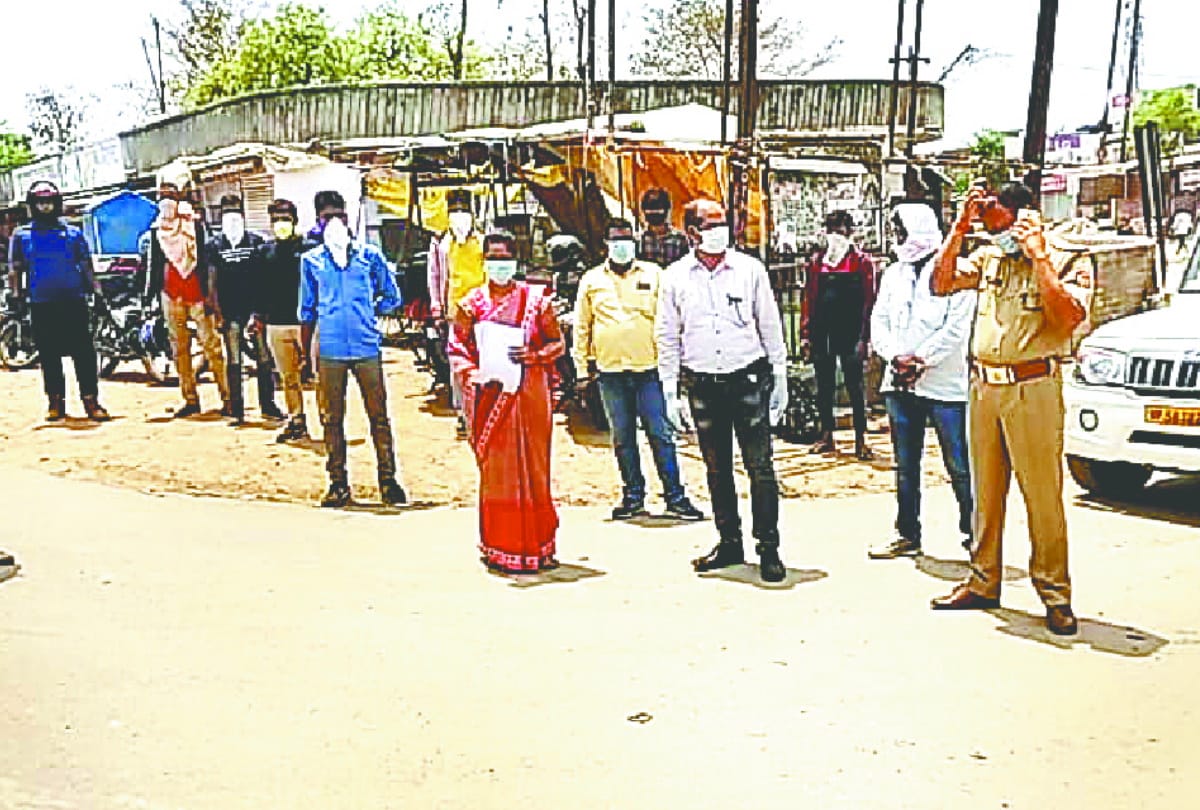 178 people including 157 students from Prayagraj to Sant Kabir Nagar