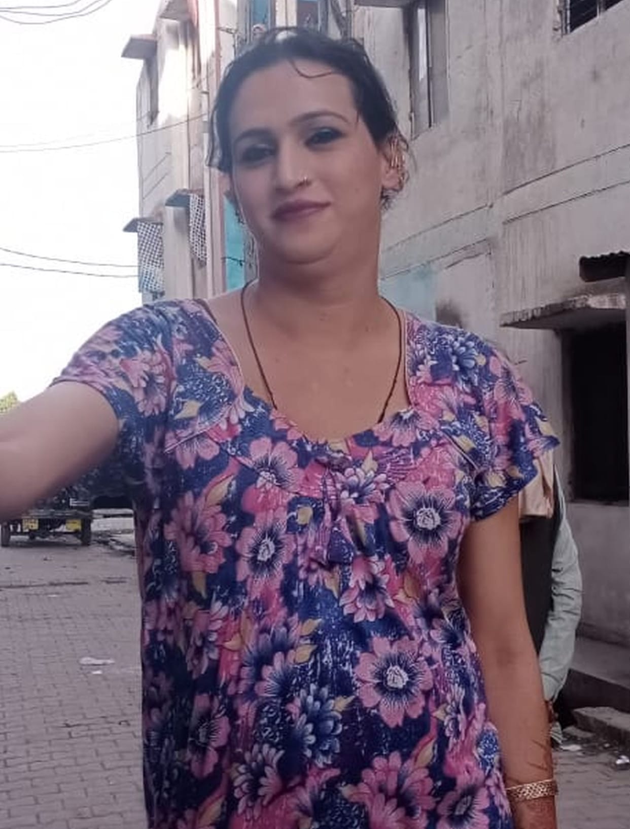 Kinnar shot dead in dispute over possession