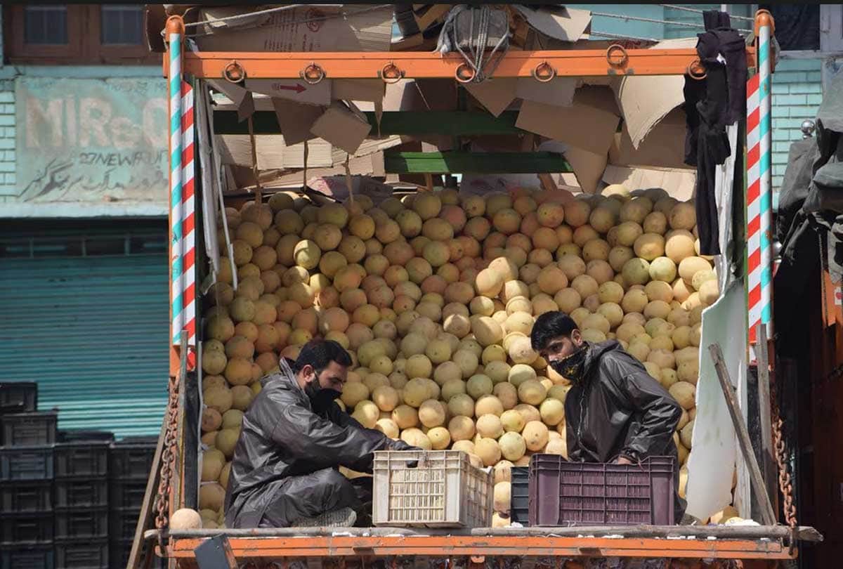 Labor day 2020, Non registration workers will also get two thousand rupees due to Coronavirus in Jammu Kashmir