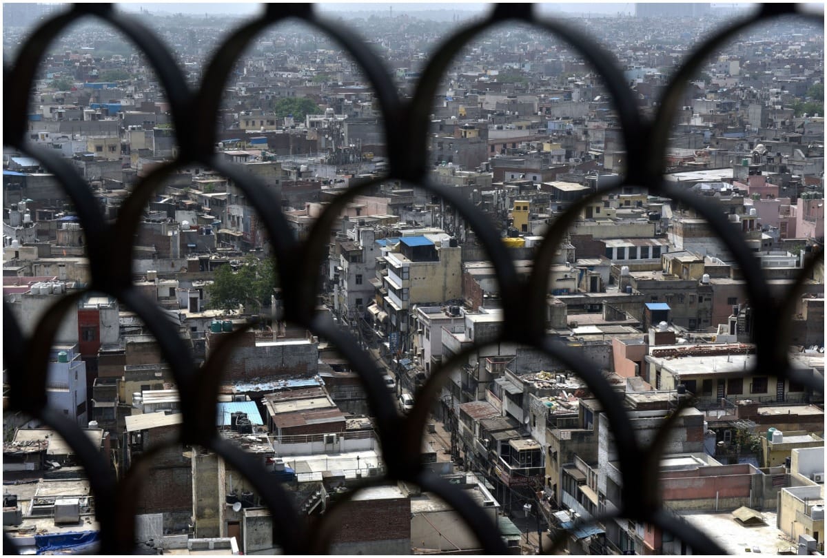 Now traders are waiting for the guideline of Delhi government