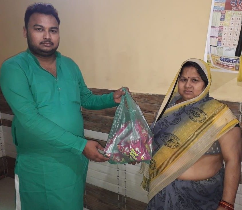 Hathras: Villagers to get home delivery of essential commodities through rural e-store