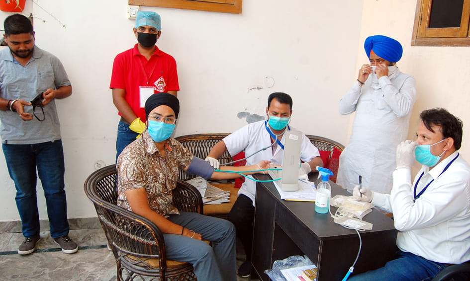 Helping Thalassemia victims by donating blood