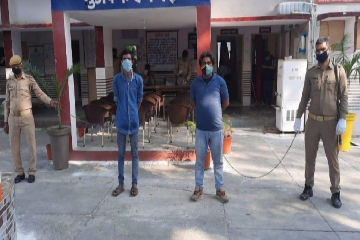 Muzaffarnagar police has arrested two accused in case of conspiracy to sell medical equipment
