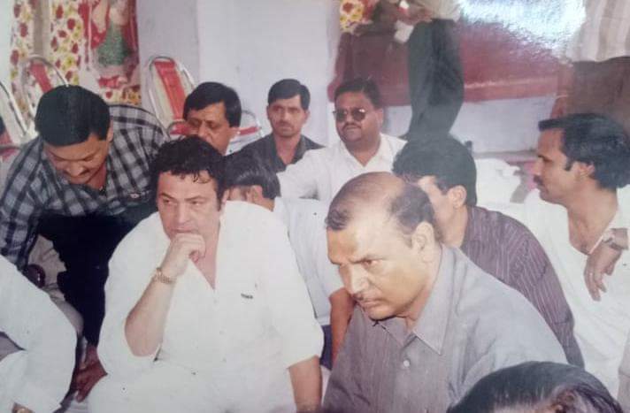 Rishi Kapoor Death: uttarakhand dheeraj sing song with rishi kapoor in hospita video viral after death