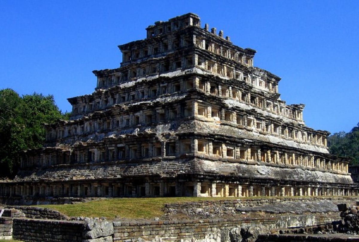 History of Ancient Maya civilization mystery