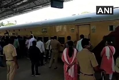परीक्षार्थी ध्यान दें: इस परीक्षा के लिए लखनऊ से चलेगी स्पेशल ट्रेन, जानिए रूट और टाइमिंग special train from lucknow for UPSSSC exam