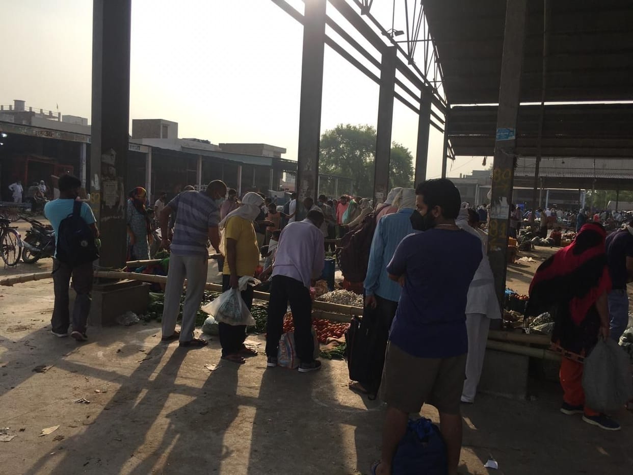 vegetable market, social distance, mask, lock down, jind