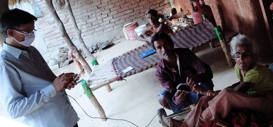 ghar se nikale bina 1.88 laakh khaataadhaarakon ne nikaale 29 karod
