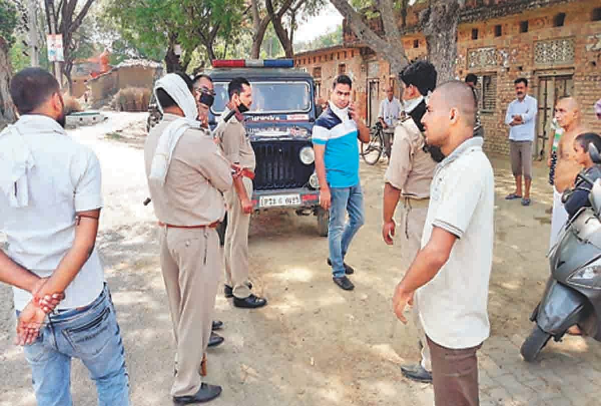Three people beaten and fired in a rage in Saraikil