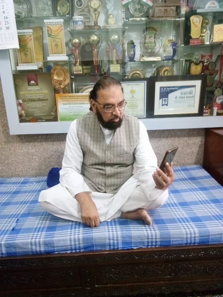 Nawaz Deobandi charmed traders with shayari