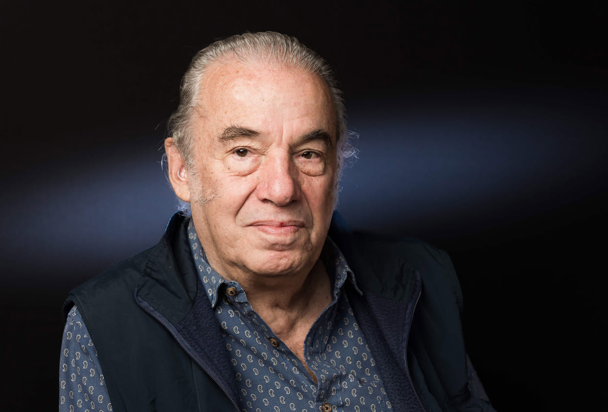 Mexican singer Oscar Chávez passed away on Thursday from coronavirus aged 85