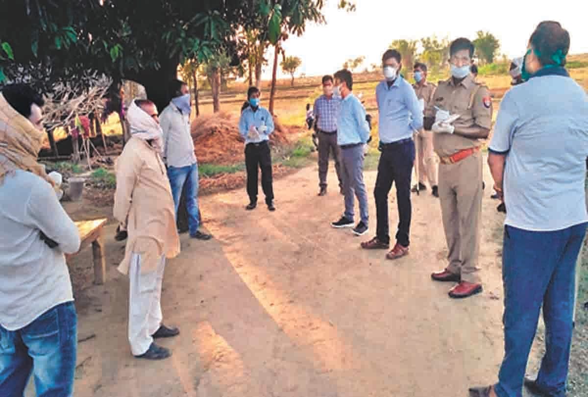 Barricading on the border of three km radius adjacent to settlements, police deployed, villagers flew senses