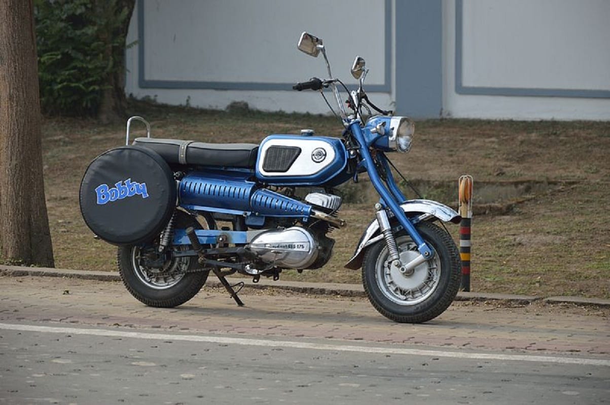 rishi kapoor bobby film bobby rajdoot 175 cc bike bobby rajdoot gts 175 cc rajdoot gts 175 specifications rajdoot motorcycle history bobby rajdoot bike escorts