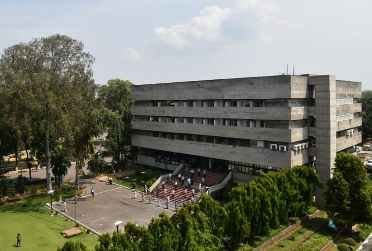 Armed Forces Thank Corona Warriors, Airforce to salute corona warriors today in Chandigarh and Panchkula