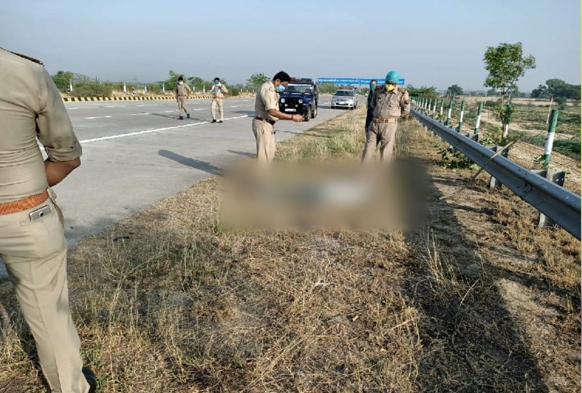 Youth Dies At Yamuna Expressway Going To Home from Ghaziabad On foot