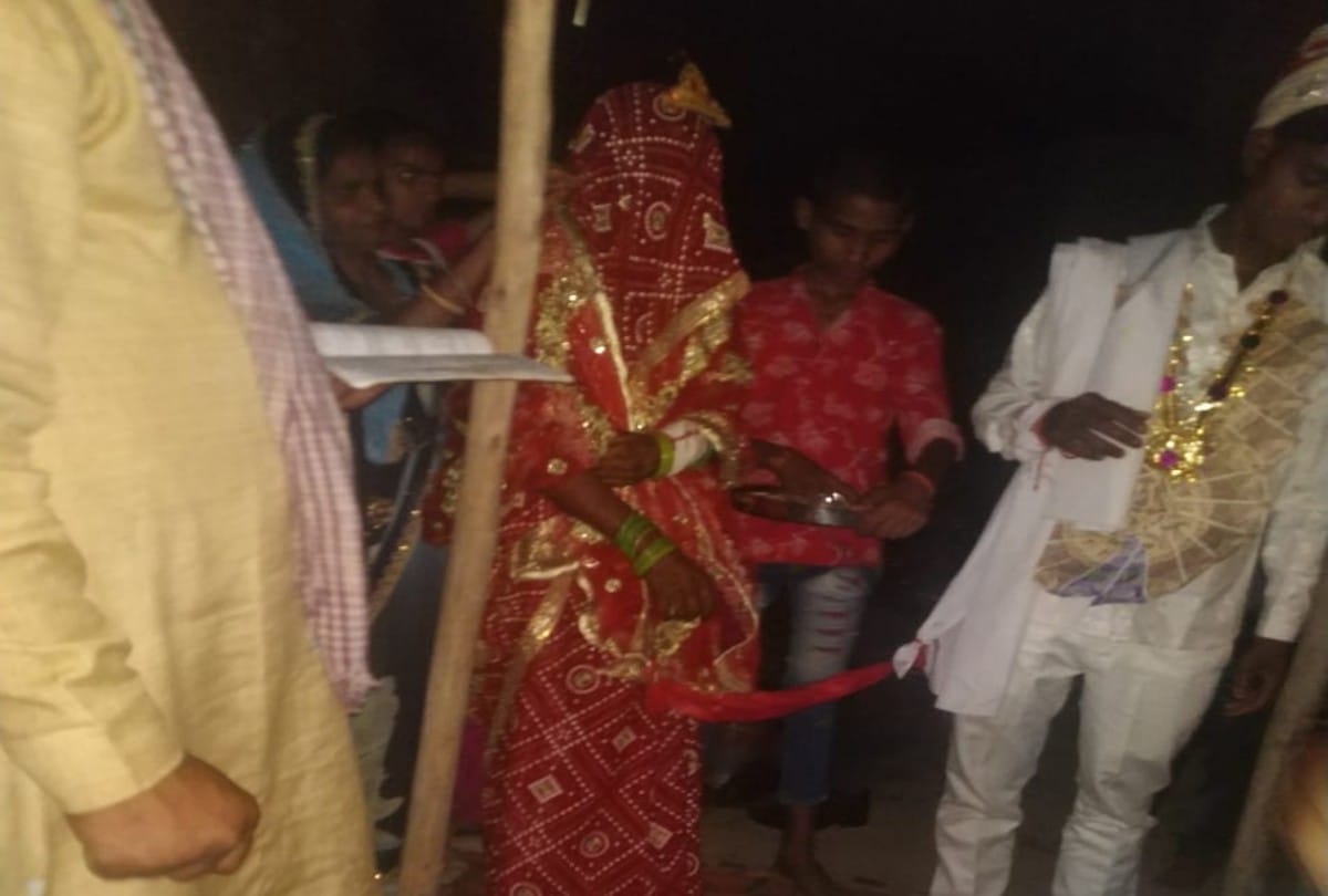 Marriage In Lockdown At Kasganj Groom Wedding Bride By Bike