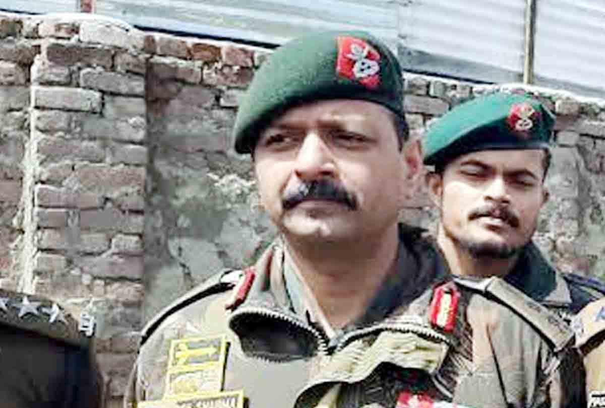Handwara Encounter Latest News In Hindi, know about colonel Ashutosh Sharma, Terrorist received call on Colonel's phone