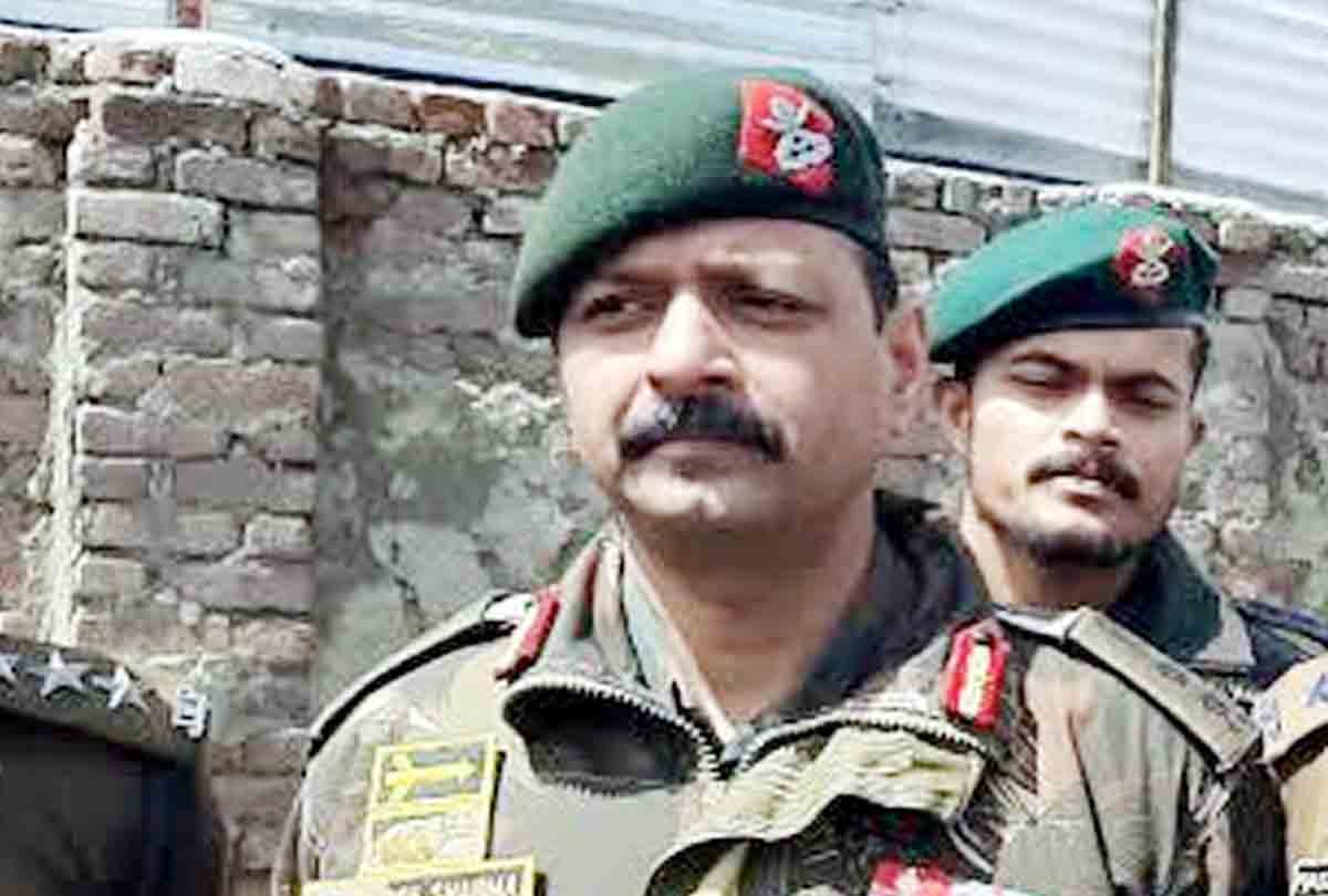 Handwara Encounter Latest News In Hindi, know about colonel Ashutosh Sharma, Terrorist received call on Colonel's phone
