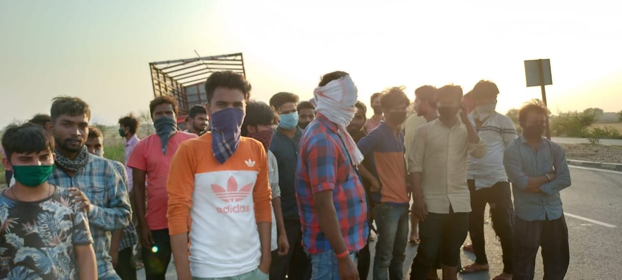 thousend of workers trapped