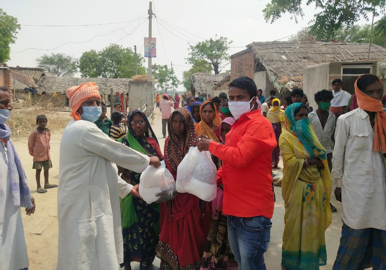 Food distributed among the poor, appeal to stay home