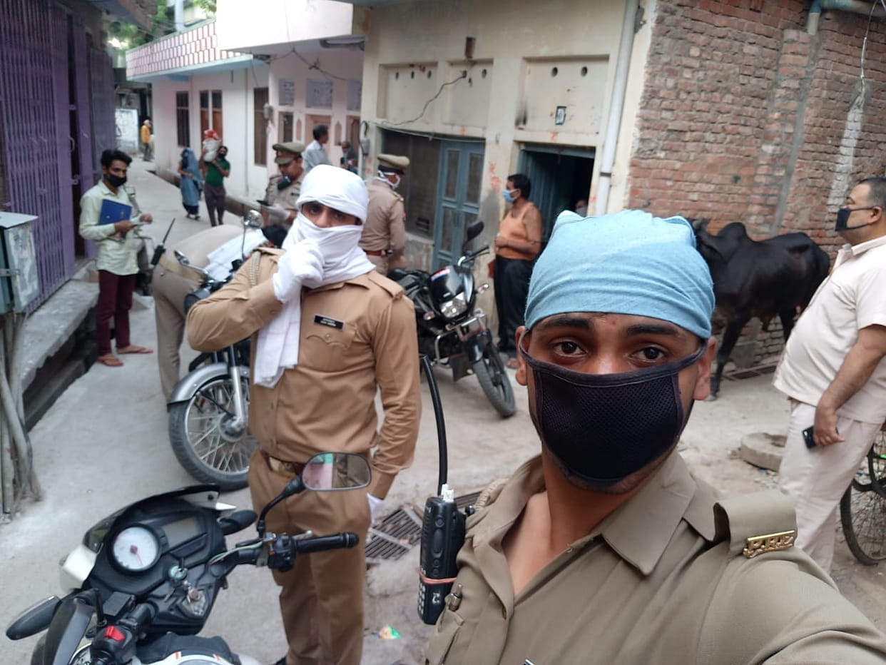 Corona Positive Female Jhansi Refer, Daughter and husband quarantine