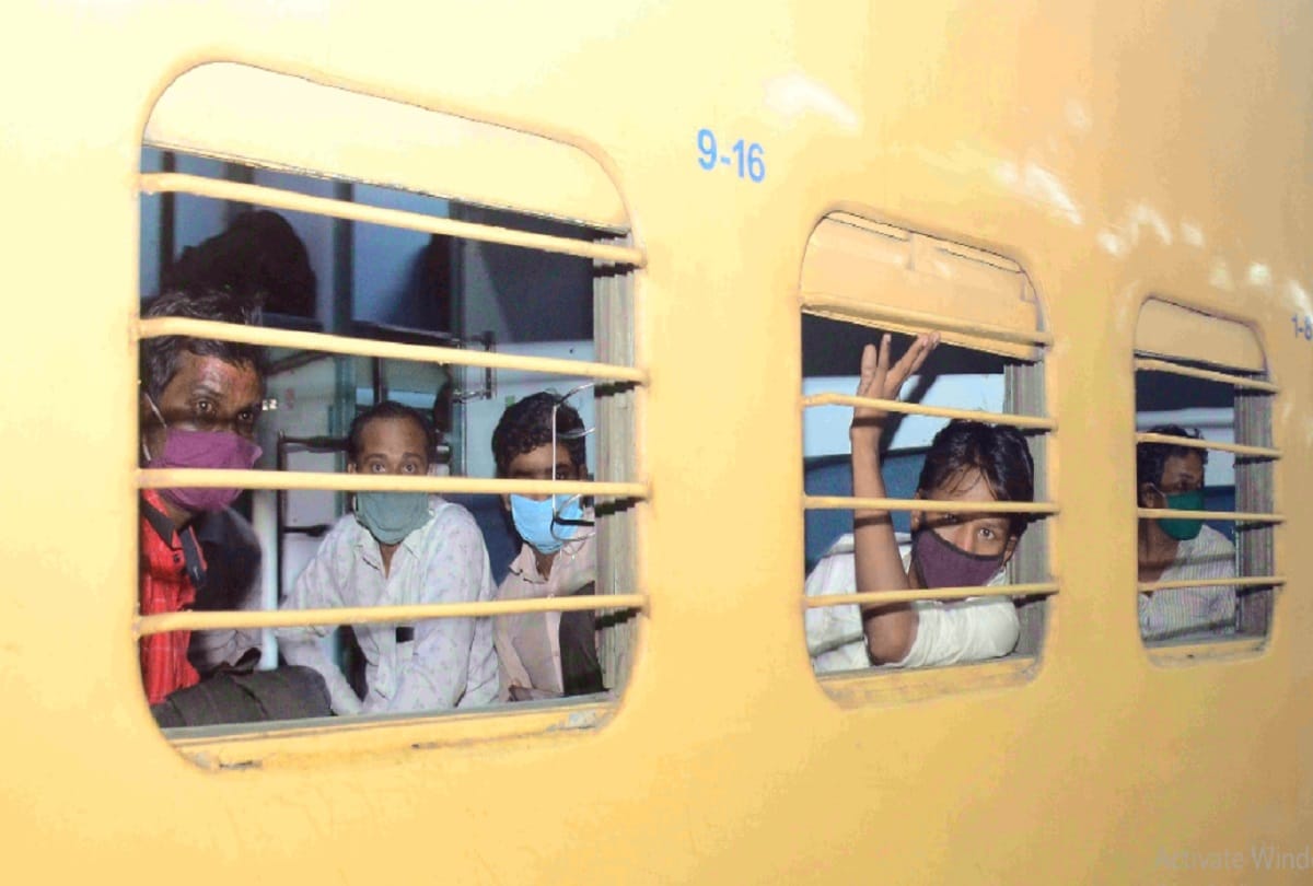 Karnataka govt withdraws request for special trains workers desperate to leave