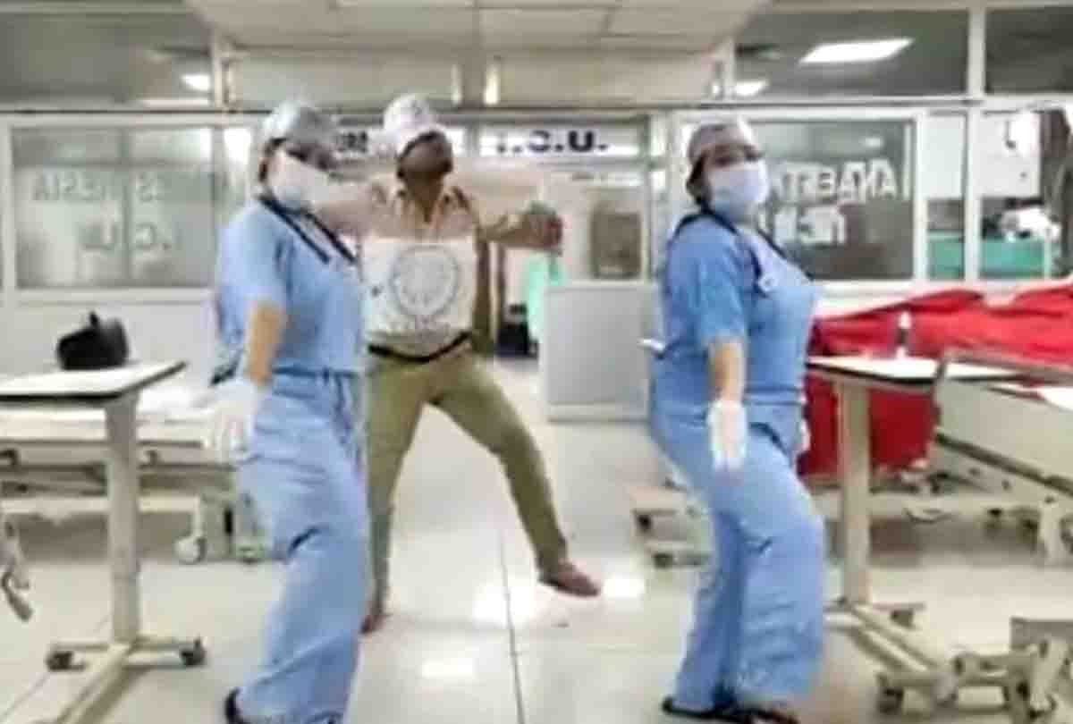 doctors and paramedical staff dance in hallet hospital