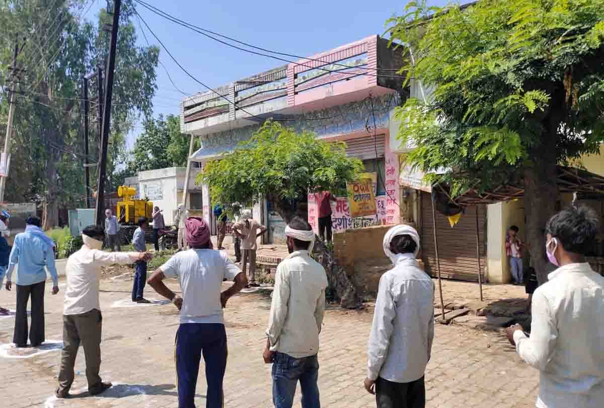 UP Lockdown News in Hindi: see the condition of districts of up, UP Coronavirus news, UP Lockdown news