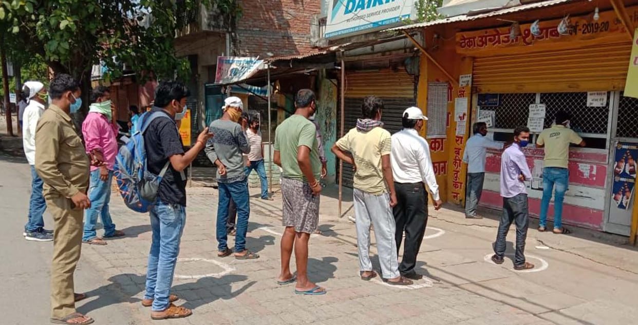 235 liquor shops opened in addition to hotspots