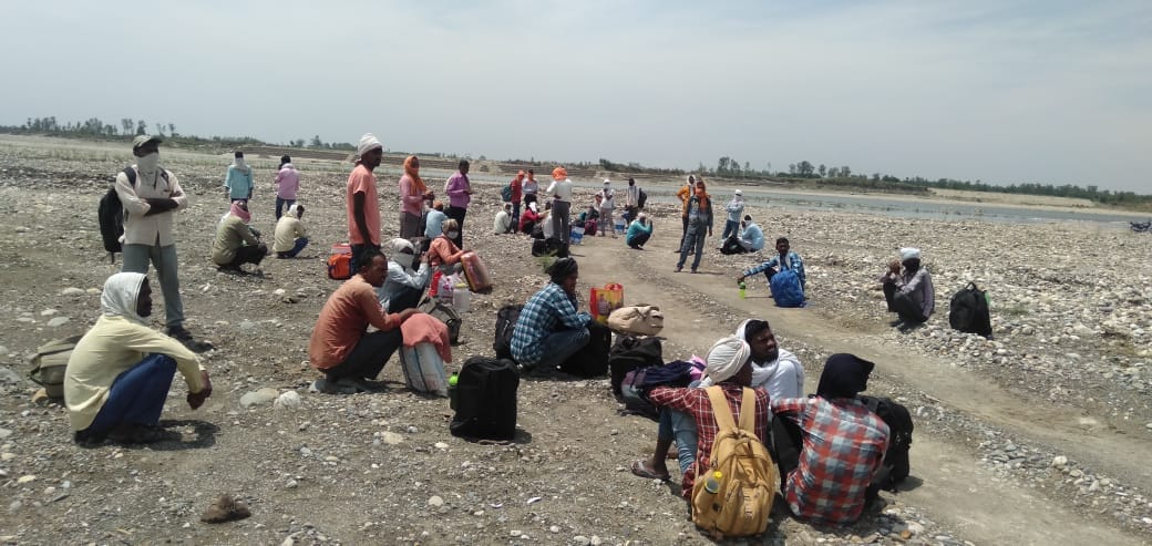 Workers of Jharkhand sent into UP border sent back