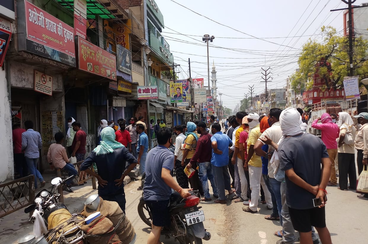 Open liquor shops, long lines