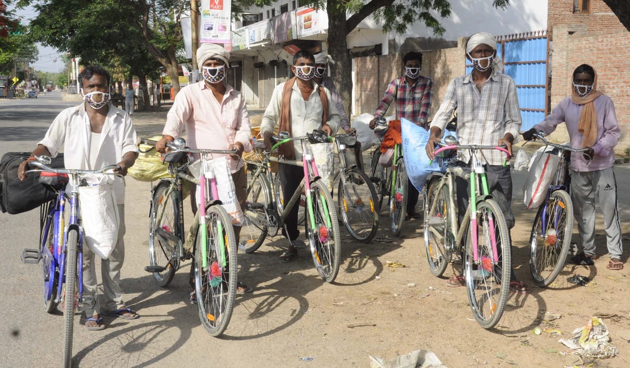 brick company owner gave to labourers cycle and  200 rupees and sent to their village  vihar