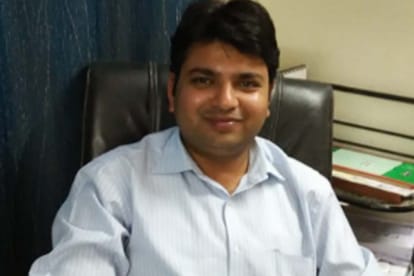 Meerut Doctors cure Corona Positive with Music, Jamaties cured with Prayers